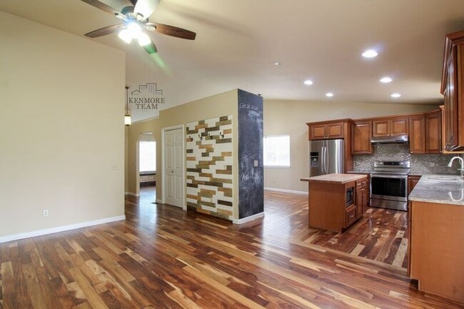 Photo - 4804 S Dayton Pl