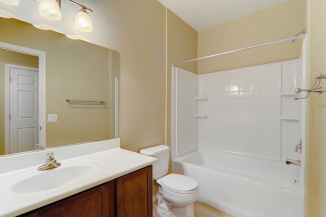 Photo - 8324 W Charleston Blvd Unidad 2056
