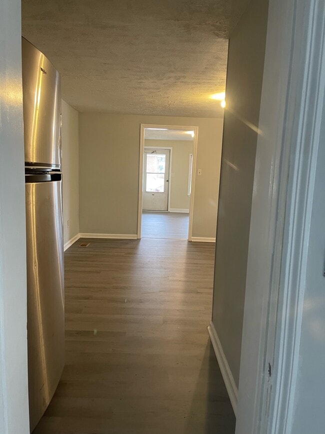 Photo - 423 E Castle St