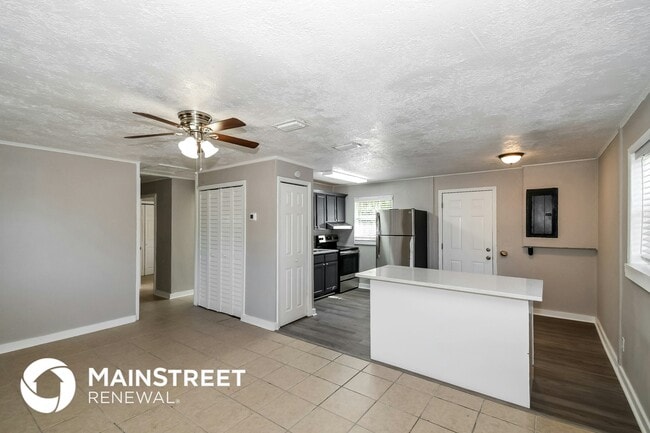 Photo - 4602 Roanoke Blvd