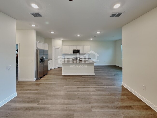 Photo - 6004 Pinewood Ests Dr