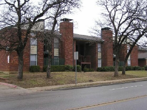 Photo - Oakway Manor Apartments