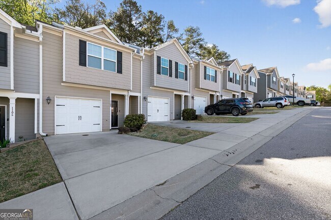 Photo - 1110 Highwood Ln