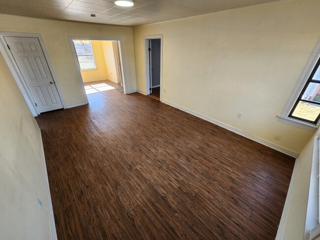 Photo - 1121 E Beverly St