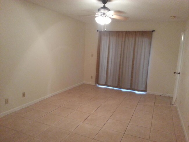 Photo - 2400 SW 19th Ave