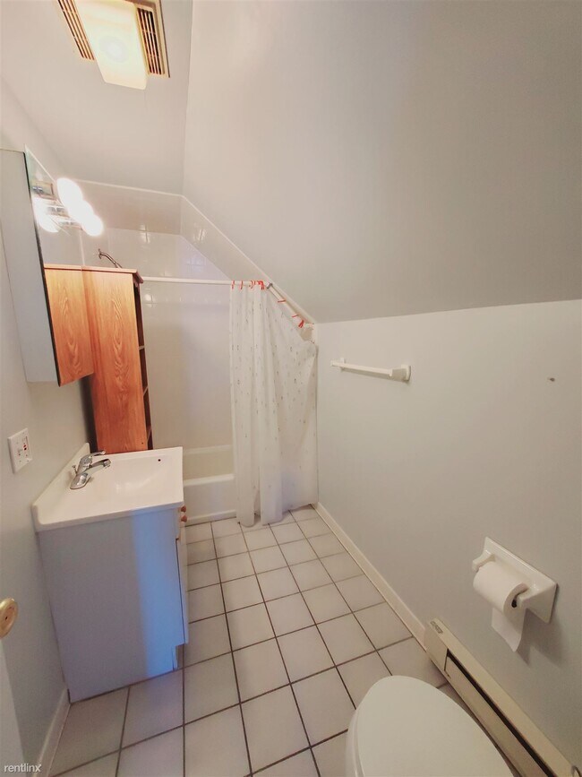 Photo - Studio, 1 bath Condo - 94 Colonial Rd Unit 3 Unidad 3