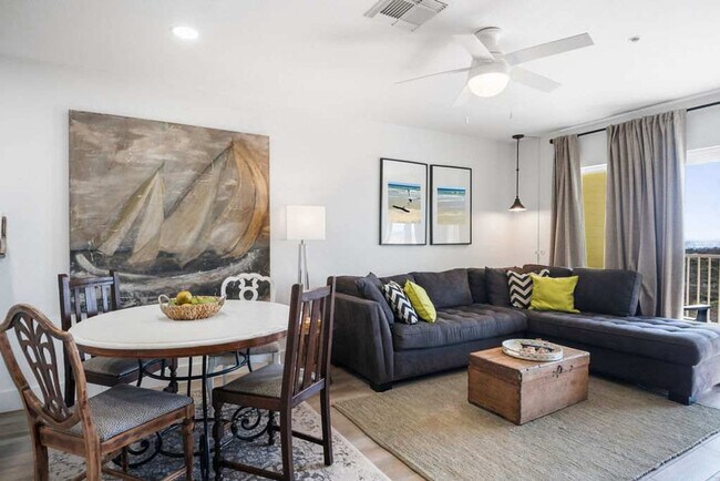 Photo - 16 Cut Off Rd Unit SI FL2-ID1023232P