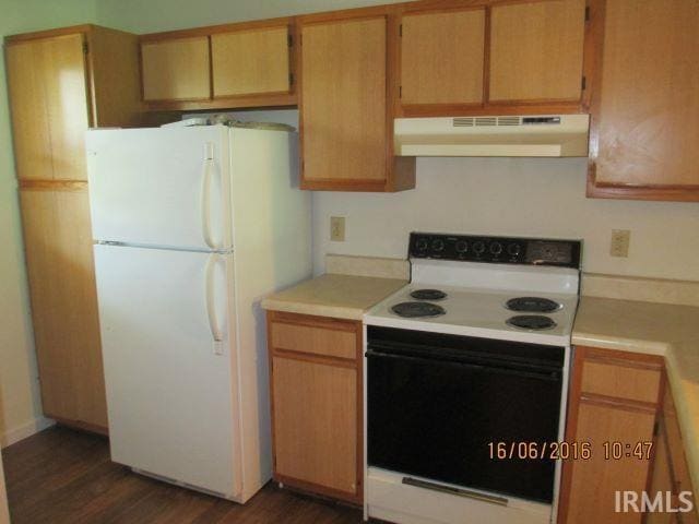 Photo - 1302 S Hickory Grove Ln