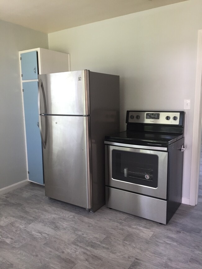 Photo - 359 Okaloosa Rd NE
