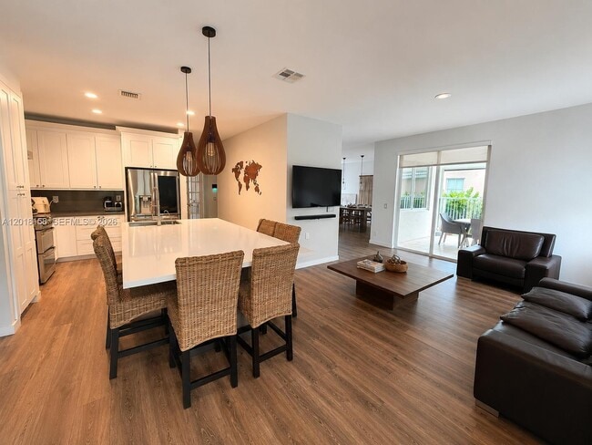Photo - 709 Bald Cypress Rd