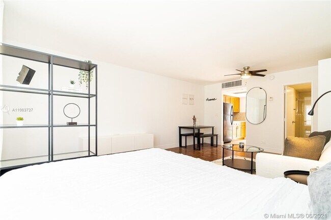 Photo - 2100 NE 33rd Ave Unit 109