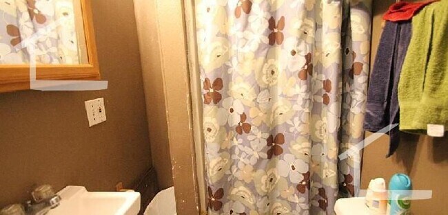 Photo - 40 Brainerd Rd