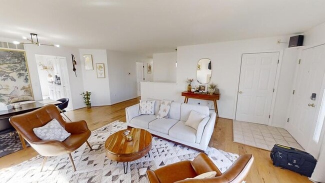 Photo - 3982 Bridle Pass