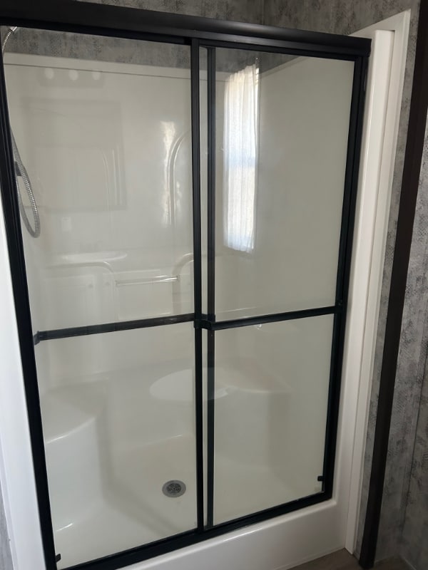 Photo - 302 Lakeview Rd