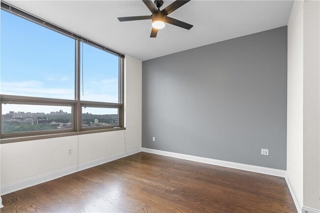 Photo - 270 17th St NW Unit 1706