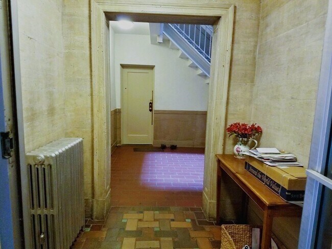 Photo - 77 Martin St Unidad 6