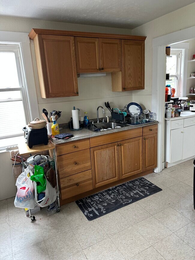 Photo - 58 Brock St Unit #2