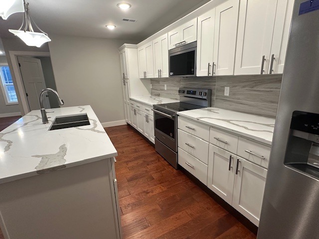 Photo - 102 Beechwood Ln