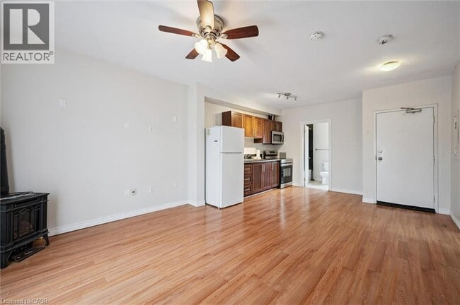 Photo - 159 Church St Unit 2