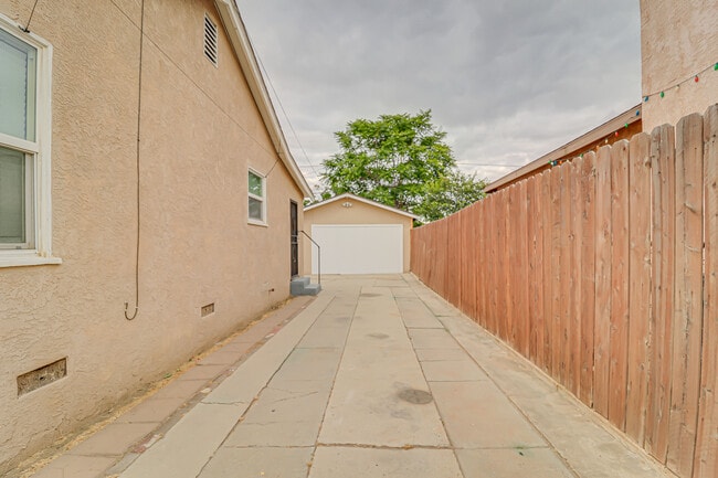 Photo - 113 Bliss St