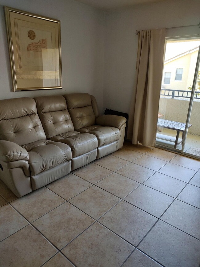 Photo - 122 SW Peacock Blvd Unit 12204