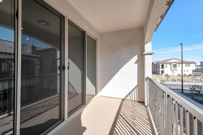 Like Brand New Luxurious Modern 3 Bedroom ... - Like Brand New Luxurious Modern 3 Bedroom ... Townhome