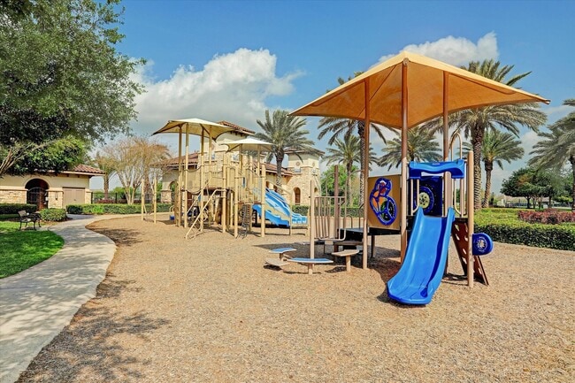 Photo - 4812 La Piedra Ln