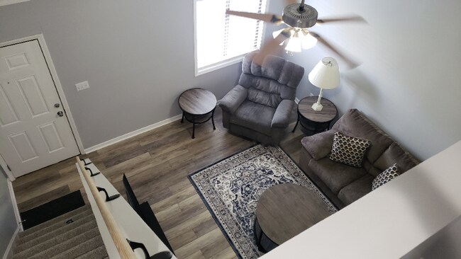 Photo - 556 Brookside Ct