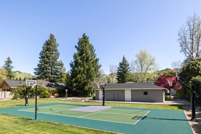 Photo - ?Impressive Estate Living in Sleepy Hollow!  1 Acre!  Pool!  Solar!  AC!  FOUNDATION