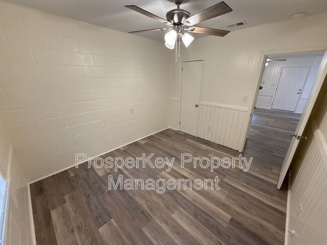 Photo - 1436 Brewer Ave