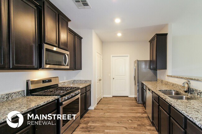 Photo - 320 E Georgia Terrace