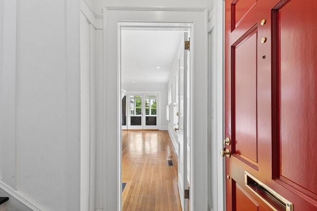 Photo - 1899 Anjaco Rd NW