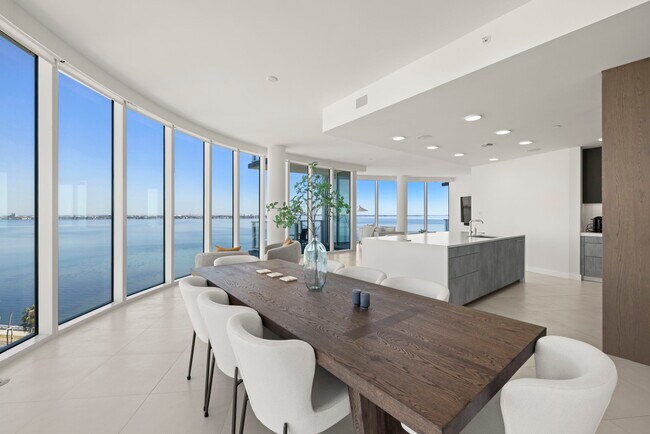 Photo - 2900 W Bay to Bay Blvd