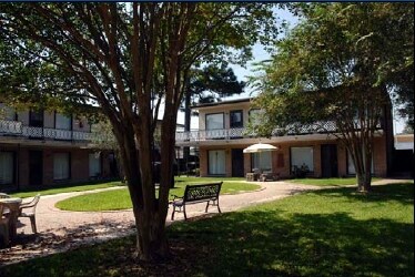 Building - 4300 Rosslyn