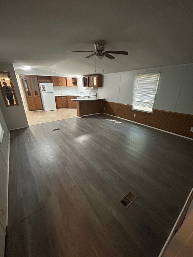 2045 Deborah Ln