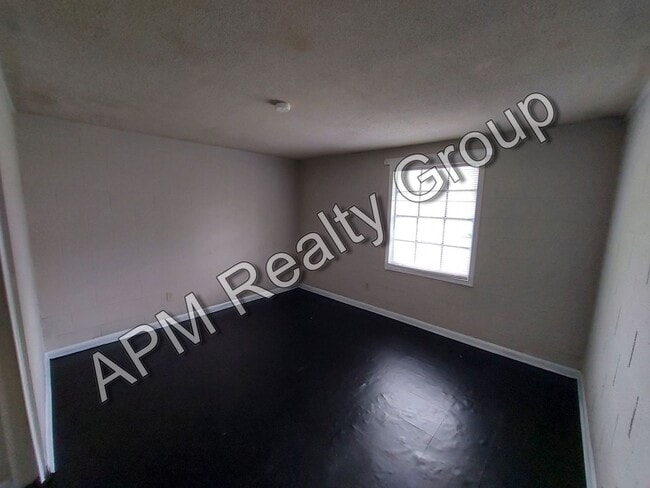 Building Photo - Renovated two bedroom near Harden Street Rental
