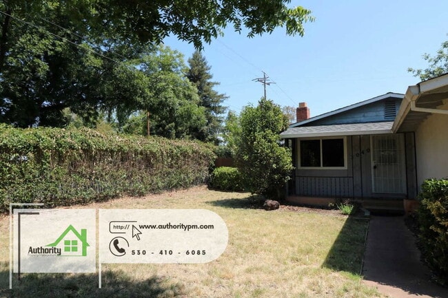 Photo - 3040 Sharon Ave