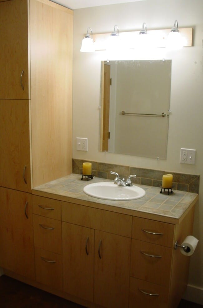 Bathroom vanity - 106 NW 56th St