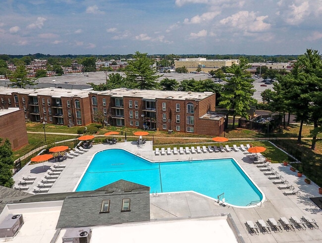 Metro Pointe