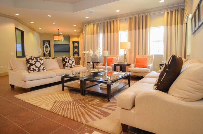 Photo - 10X Wellington Club