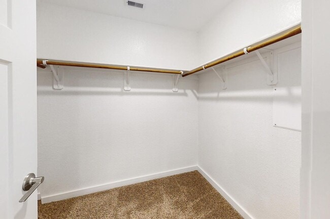 Photo - Immaculately maintained 3 Bedroom 2 Bathro...