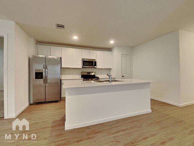 Photo - 21645 Balzola Ln