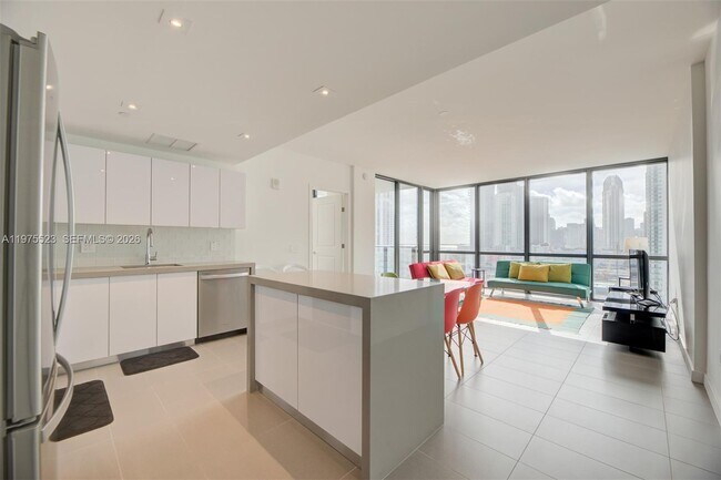 Photo - 1600 NE 1st Ave Unidad 1506