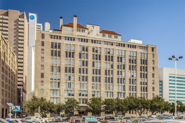 1122 Jackson St Unit 322