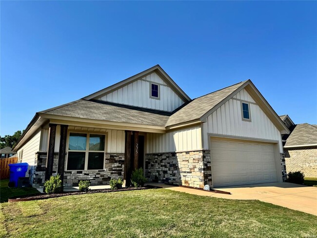 Building Photo - 275 Hedgefield Dr