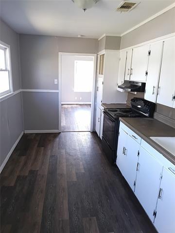 Photo - 2003 Johnson St