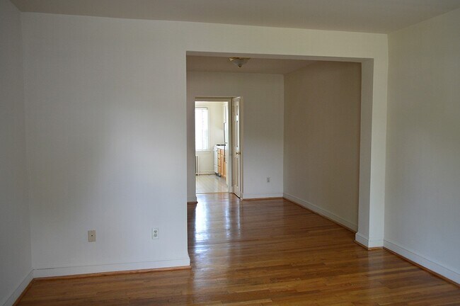 201 E Glendale Ave Unit 1