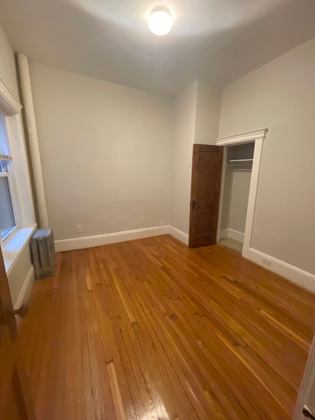 Building Photo - 38 Hemenway St Unit 9