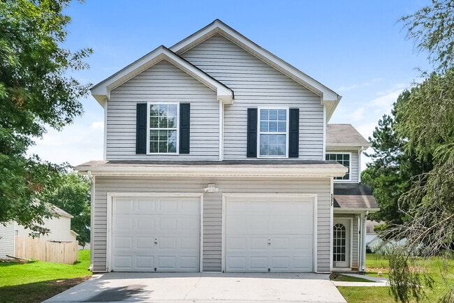Building Photo - 5577 Waverly Park Dr