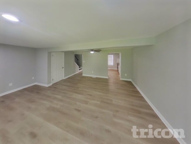 Photo - 9226 Throgmorton Rd